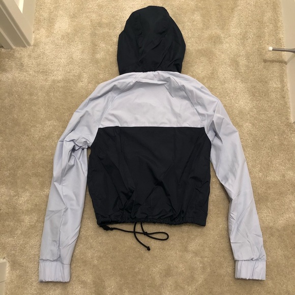 Hollister colorblock windbreaker 🌬 - Picture 4 of 5